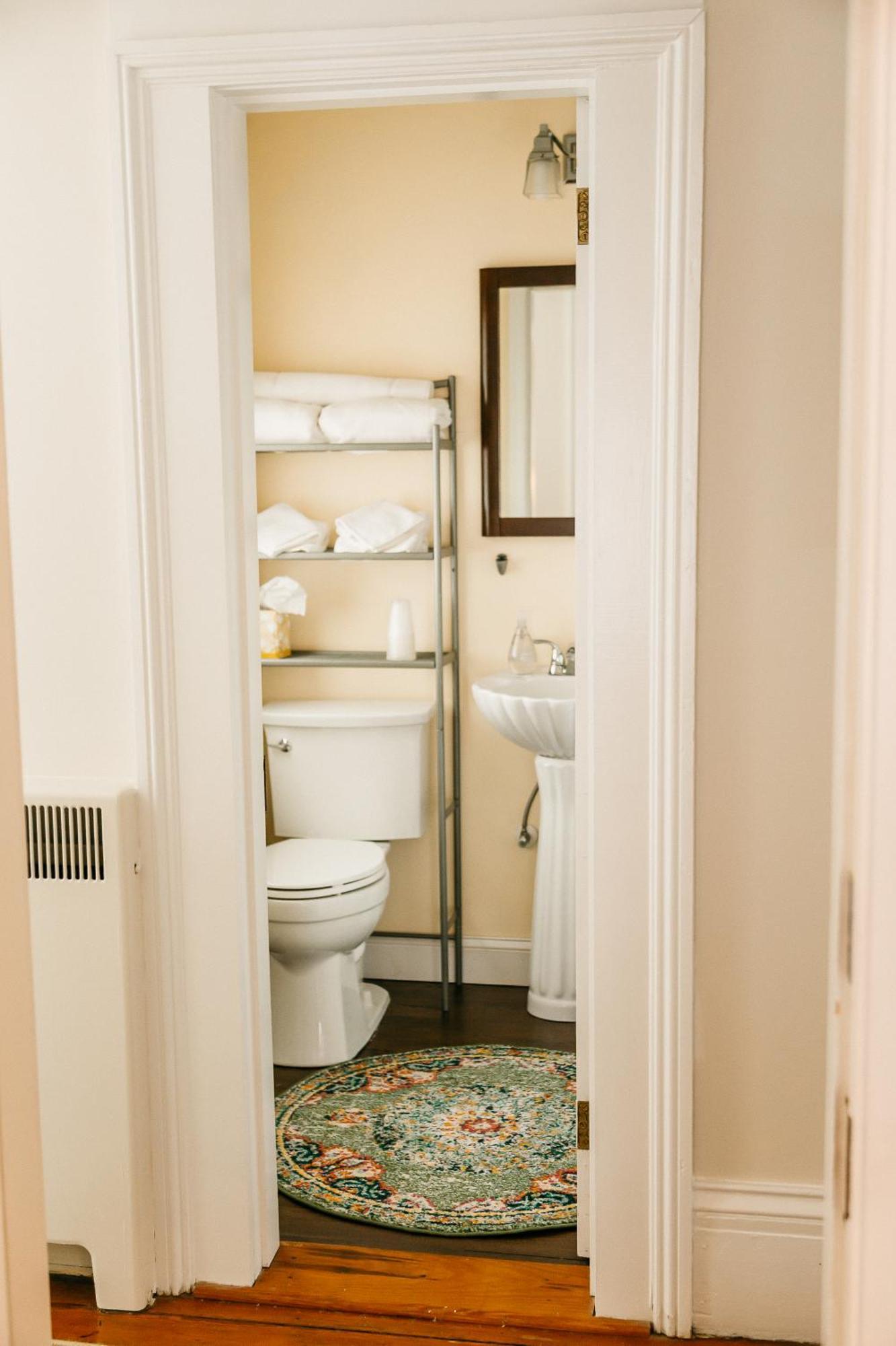 River House Inn Snow Hill Экстерьер фото