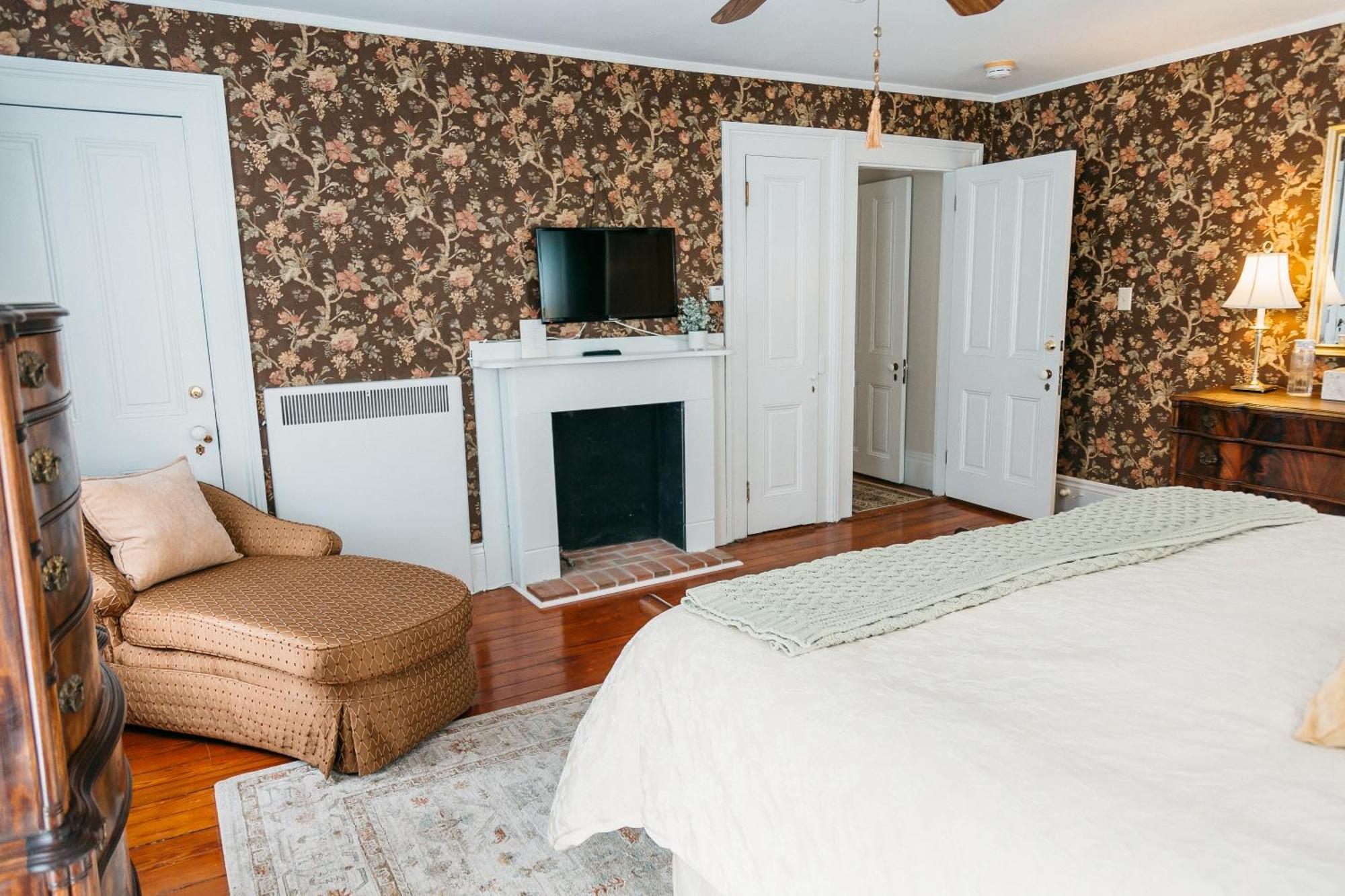River House Inn Snow Hill Экстерьер фото