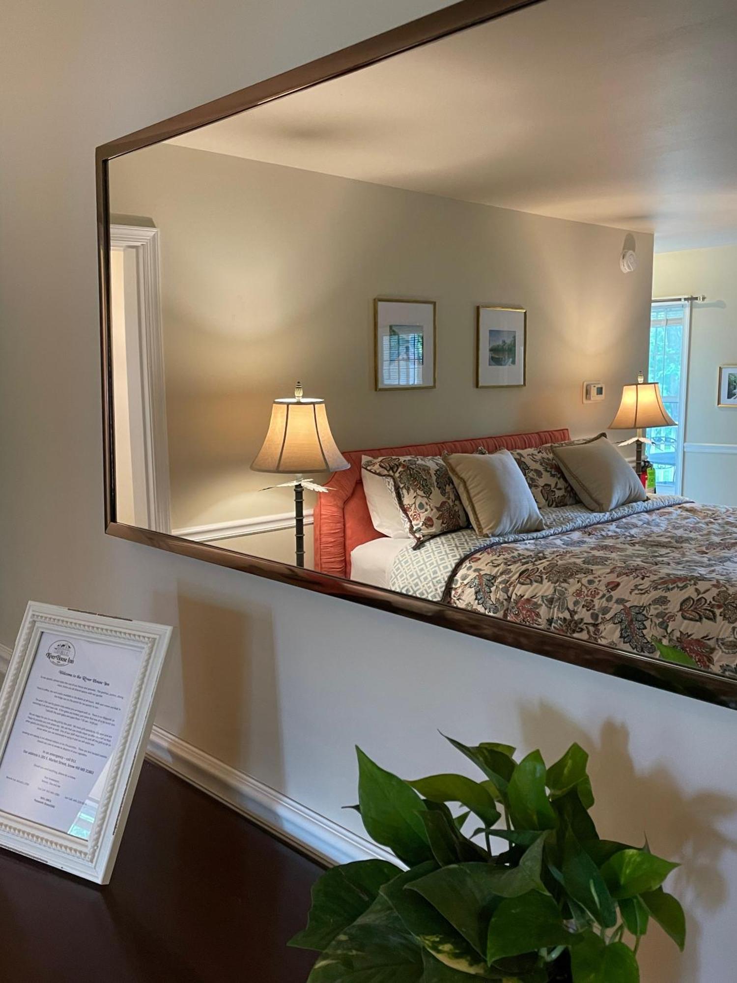 River House Inn Snow Hill Экстерьер фото